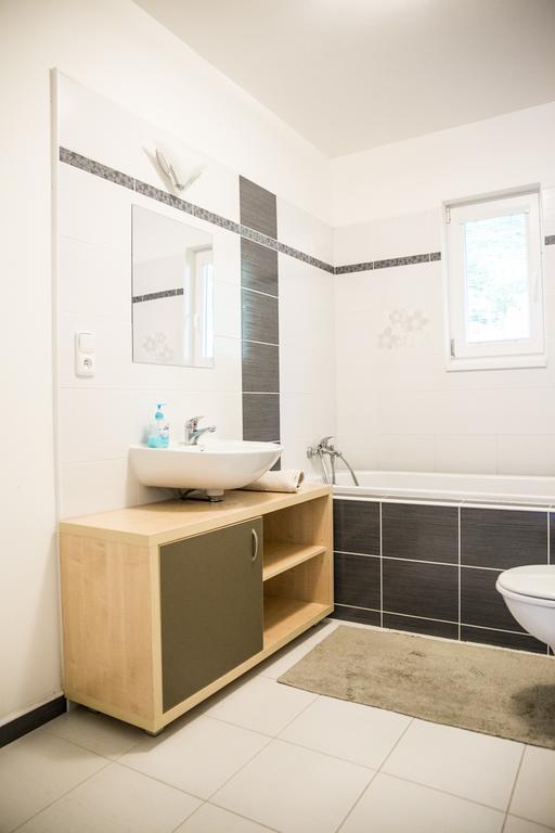 منزل الضيف أوسترافيس  في Apartman Zlatonka المظهر الخارجي الصورة