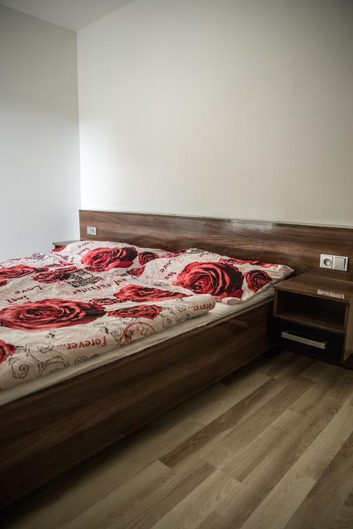 منزل الضيف أوسترافيس  في Apartman Zlatonka المظهر الخارجي الصورة